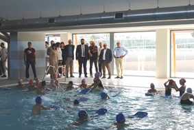Στο δημοτικό κολυμβητήριο ο Βασιλειάδης - Συνεργασία για Ενωσιακό γήπεδο (Εικόνες)