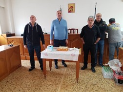 Στην κοπή πίτας των εργαζομένων του Δήμου Τυρνάβου ο Γιάννης Κόκουρας 