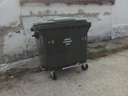 Κλοπές κάδων απορριμμάτων στον Τύρναβο 