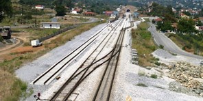 Ξεπεράστηκε το τελευταίο εμπόδιο για την αναβάθμιση της σιδηροδρομικής γραμμής Λάρισα – Βόλος