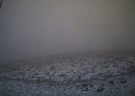 Φθινοπωρινό χιόνι στον Ολυμπο σε υψόμετρο πάνω από 2.200 μέτρα