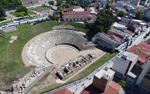 Σκάλα και αναβατόριο για ΑμΕΑ θα αποκτήσει το αρχαίο θέατρο