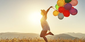 Εννέα βήματα που μας φέρνουν πιο κοντά στην ευτυχία