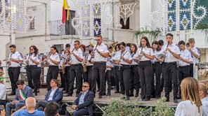 Συναυλία στο Φρούριο, παρέλαση στο κέντρο της Λάρισας από τις ορχήστρες του Cisternino και του ΔΩΛ