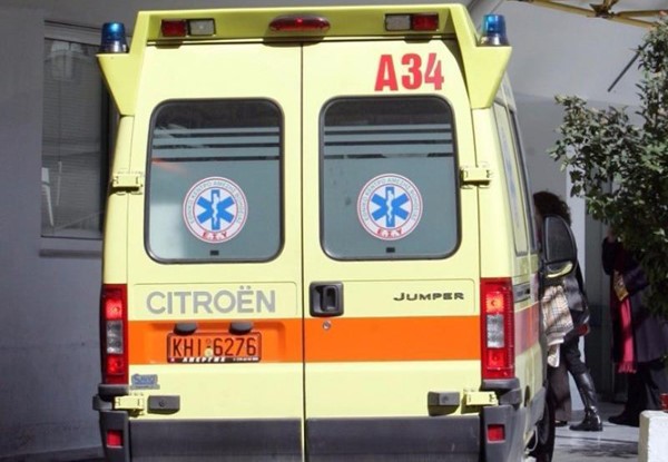Δύο τροχαία με δίκυκλα έξω από τη Λάρισα - Τρία άτομα τραυματίστηκαν ελαφρά 
